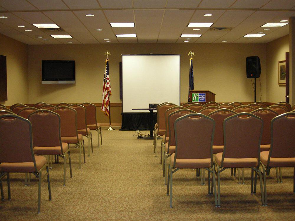 Holiday Inn Express Hotel & Suites Pittsburgh Airport By Ihg Robinson Township Facilități foto
