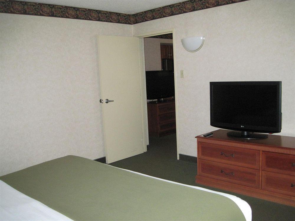 Holiday Inn Express Hotel & Suites Pittsburgh Airport By Ihg Robinson Township Cameră foto